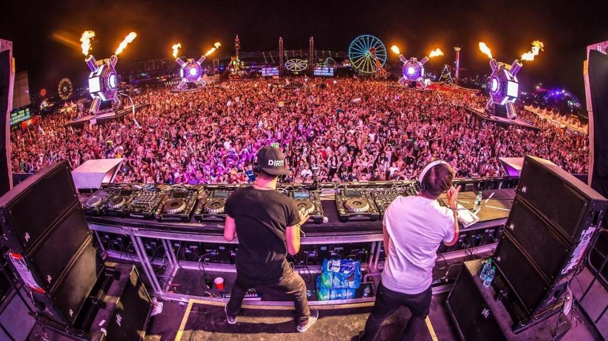 Groove into 2016 with French EDM headliners Dirtyphonics and others at the NYE Electric Snow at the Revolution Center in Garden City.