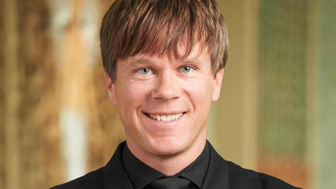Alexander Mickelthwate finishes Boise Philharmonic’s season with joyous Beethoven’s Ninth