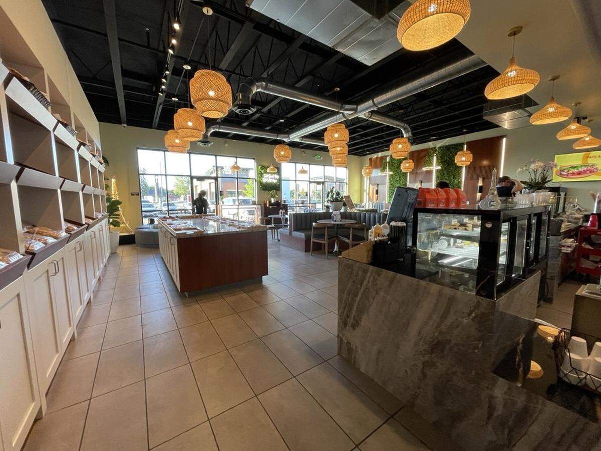 Paris Bahn Mi sandwich shop, which closed Dec. 15 in Meridian, will be the new home of Pho 7 & Bubble Tea.