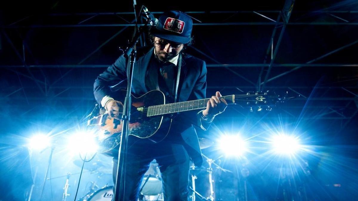 Shakey Graves, the musical persona of Texan Alejandro Rose-Garcia, returns May 29.