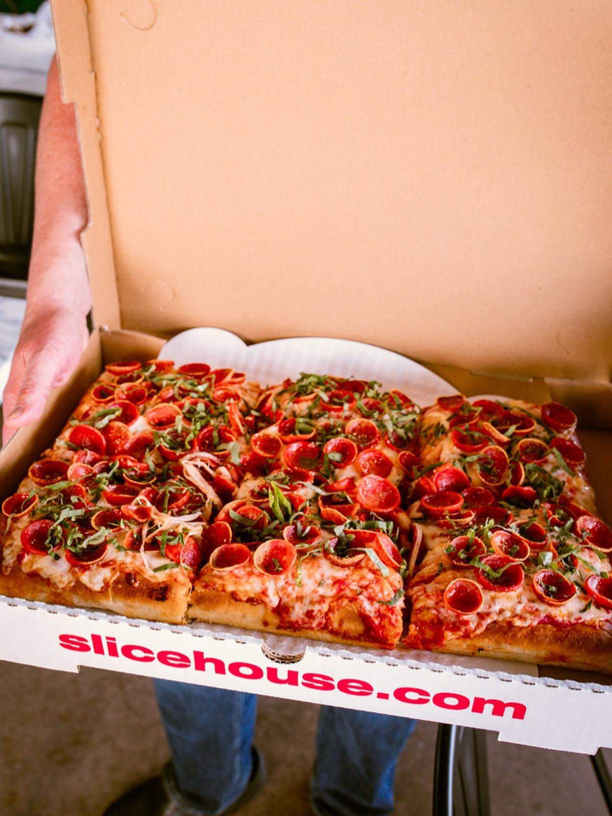 Slice House will offer dine-in, takeout and delivery.