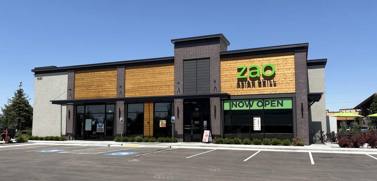 Zao Asian Grill has taken over suite 120. Handel’s Ice Cream is coming to suite 100, on the left.