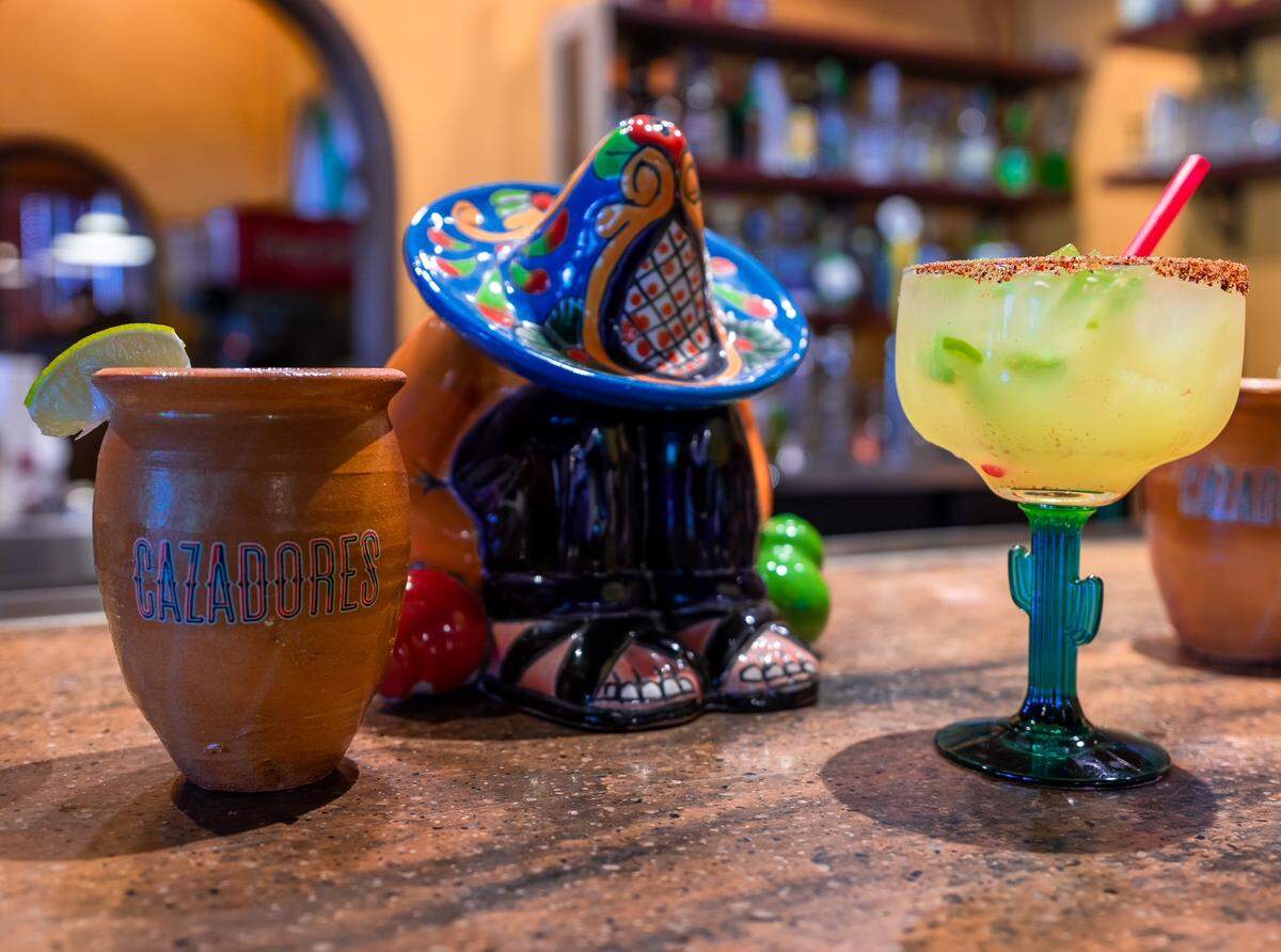 Mateo’s will offer will offer beer, wine and other alcoholic beverages when it opens, but it won’t have a liquor license — at least initially, co-owner Jair Rocha said.