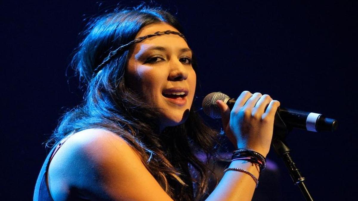 Grammy-winning singer Michelle Branch released her third album, “Hopeless Romantic,” on April 7.