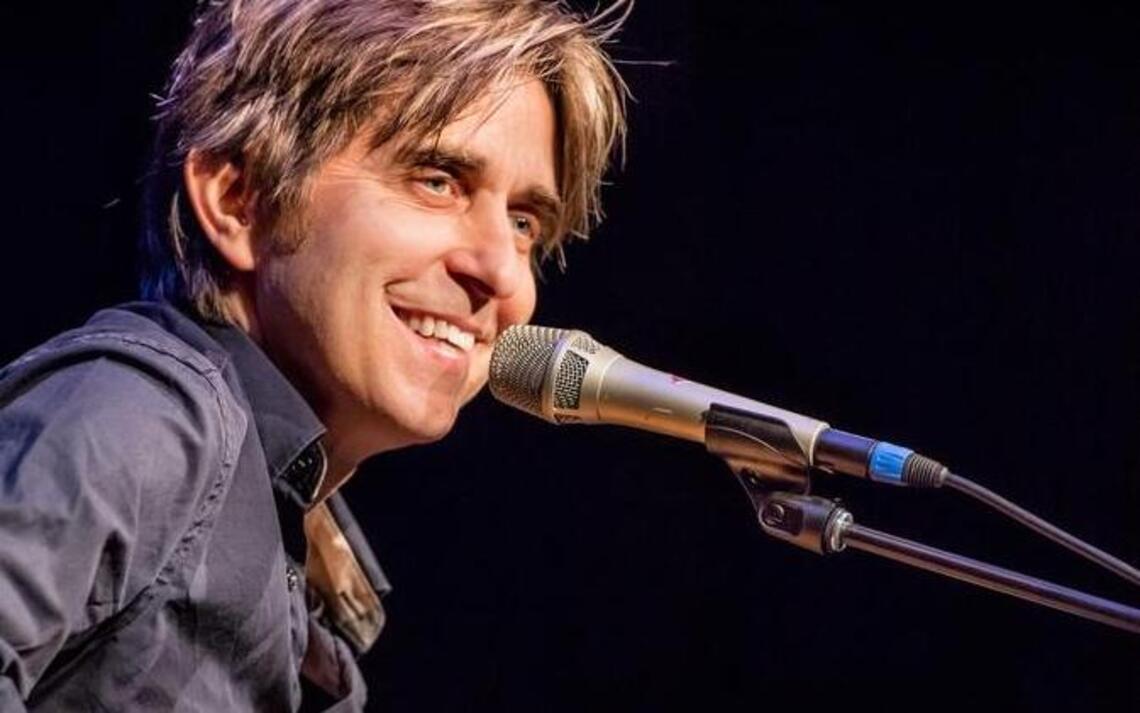 Eric Johnson to showcase acoustic guitar in Friday concert