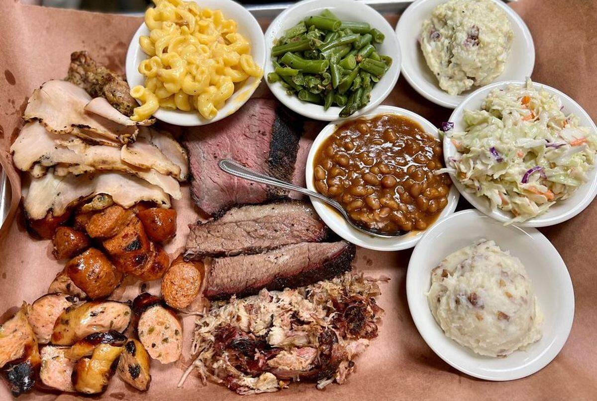 Big Daddy’s BBQ also offers catering.