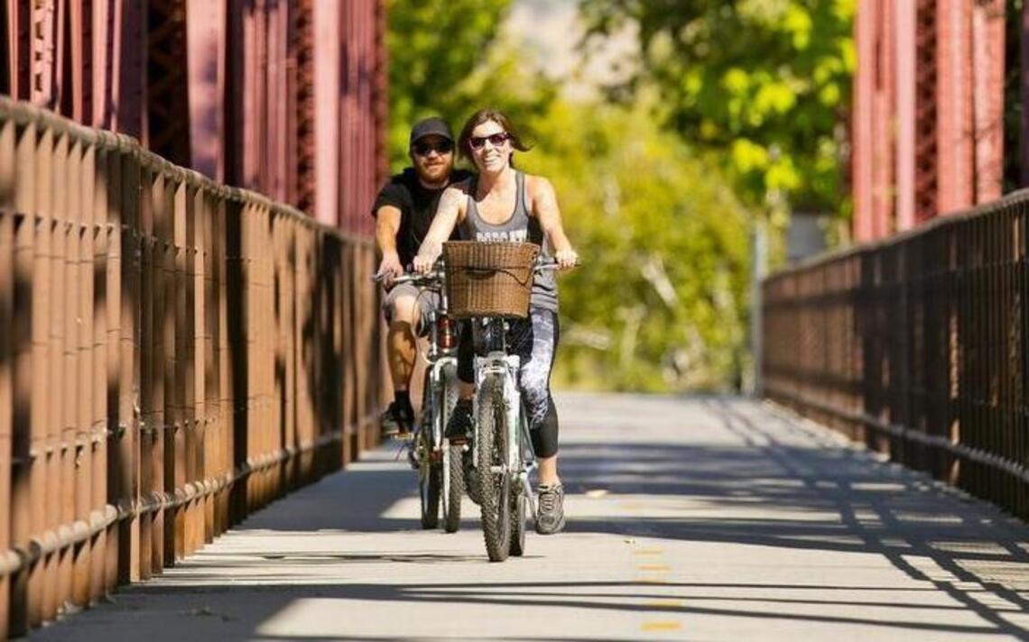 Shut up, drivers. Shut up, bicyclists. Here are the real Idaho bike laws