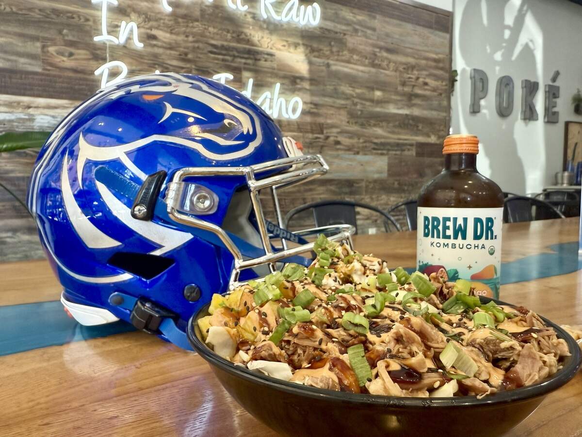 The Eagle Island Pig is the newest bowl on the menu: Slow-roasted kalua pig, shredded cabbage, mac salad, pineapple, teriyaki sauce, spicy aioli, unagi sauce, green onions and sesame seeds.