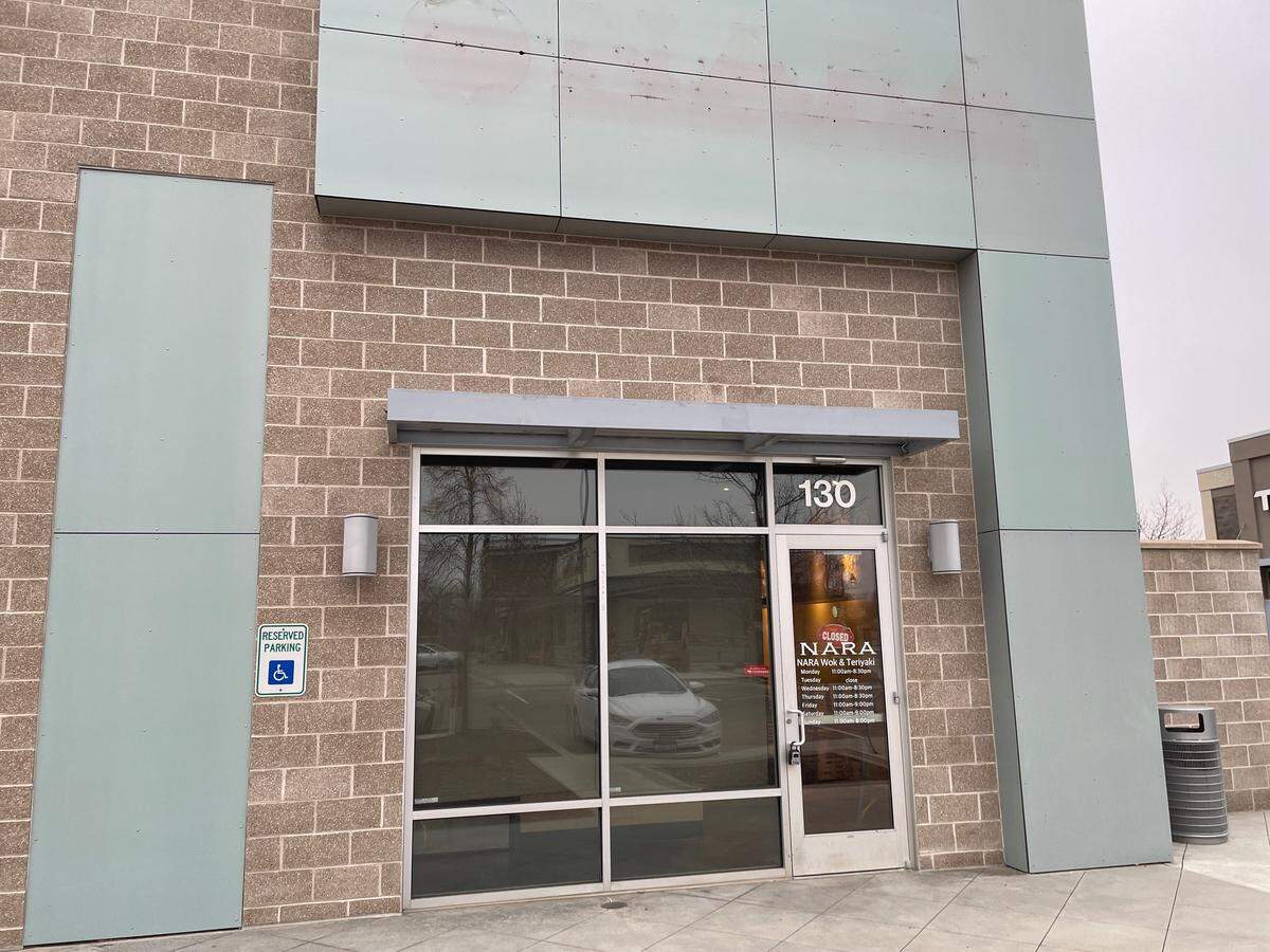It still says “Nara Wok & Teriyaki” on the door. But if you peek through the glass, you’ll see a “Mr. Thai” sign on the wall inside.