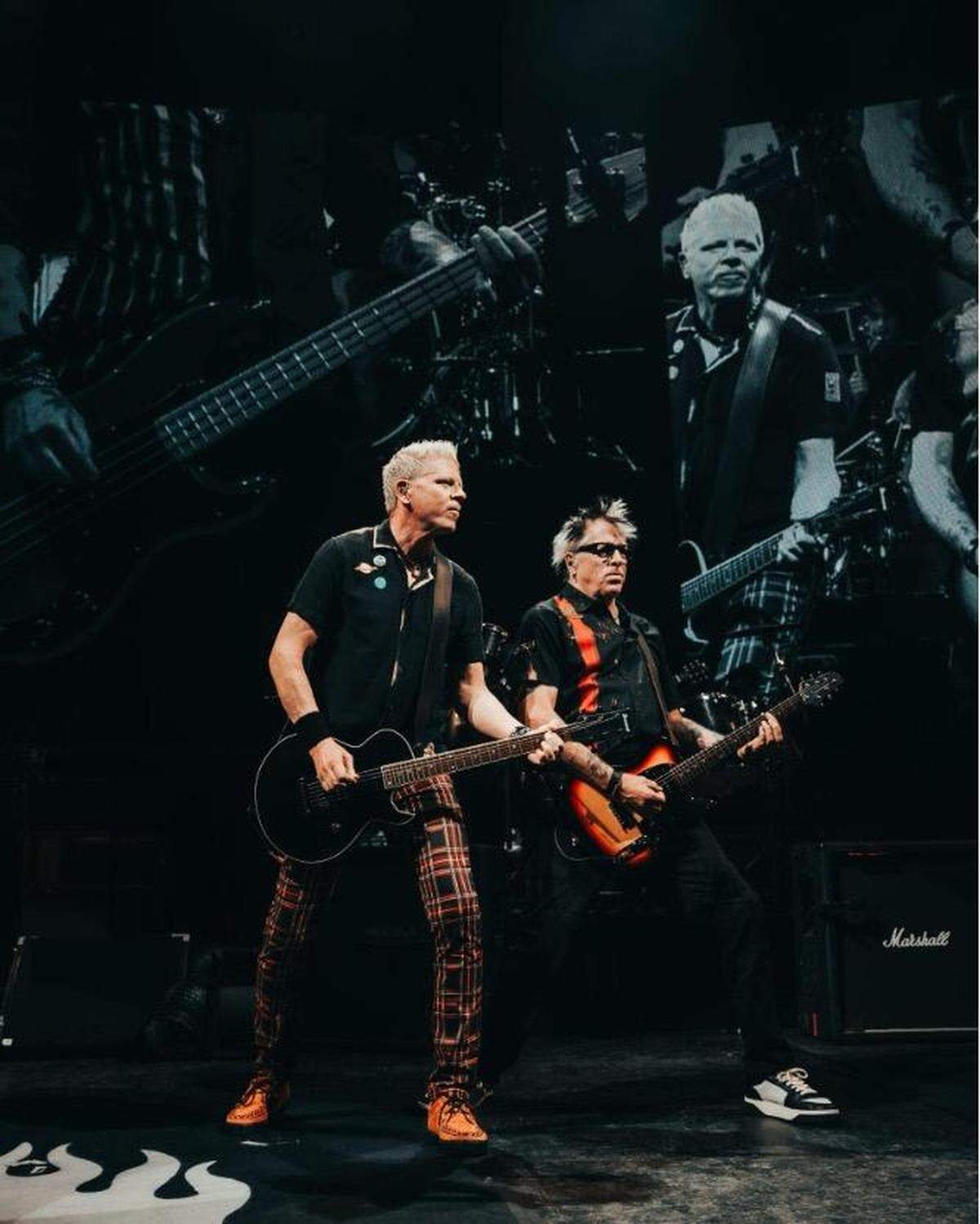Frontman Dexter Holland, left, and lead guitarist Noodles of The Offspring.