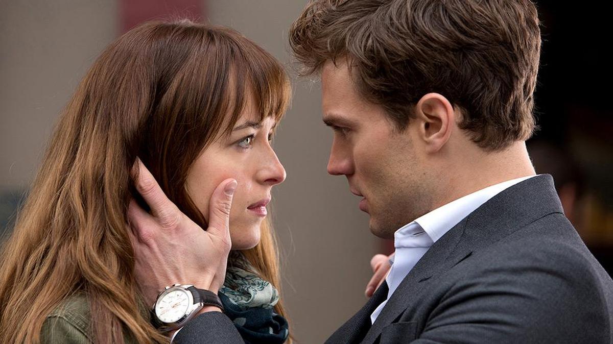 Dakota Johnson and Jamie Dorman in “Fifty Shades”: “Is that wine cooler on your breath?”