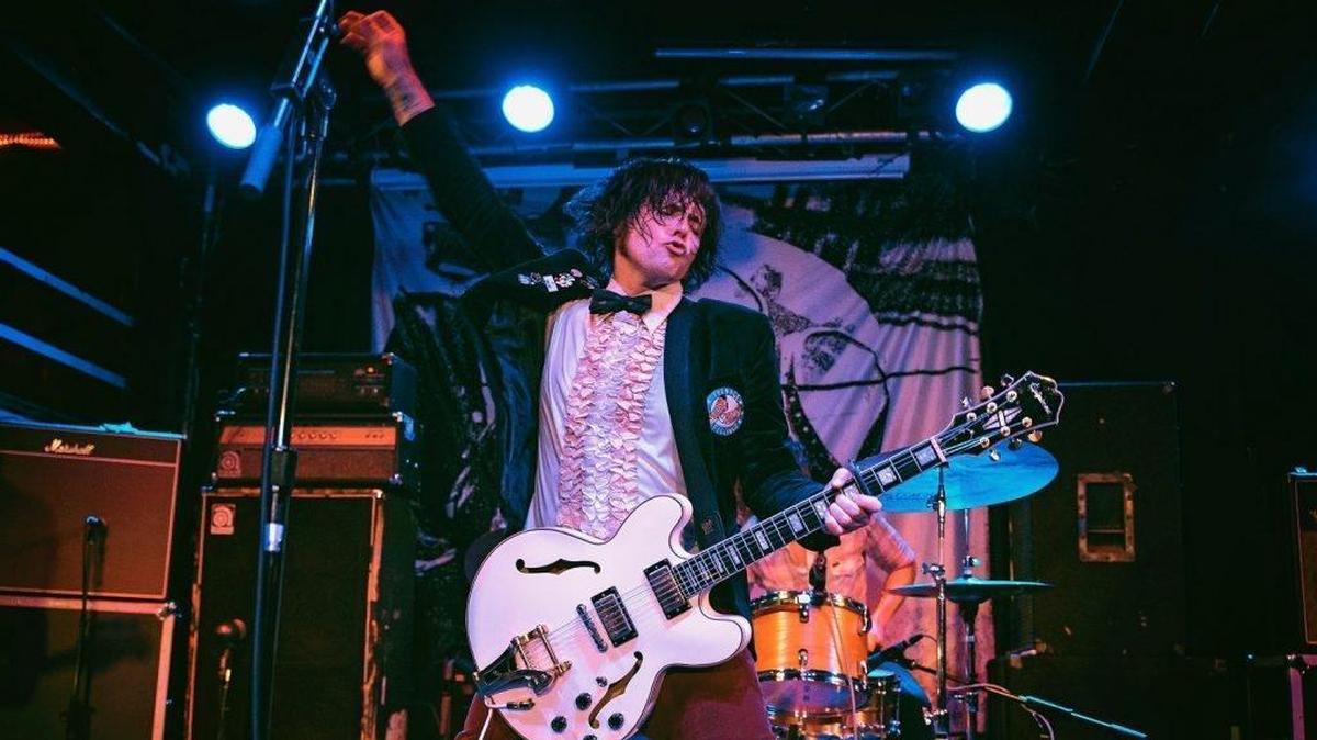Fronted by James Alex, punk-laced rockers Beach Slang will roar into Neurolux on Friday night.