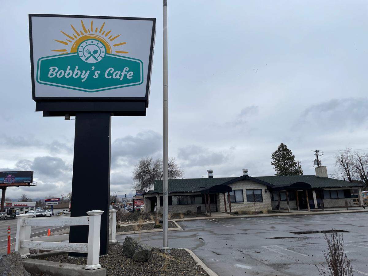 A new sign advertising its future tenant has been erected outside the restaurant building on Fairview Avenue.
