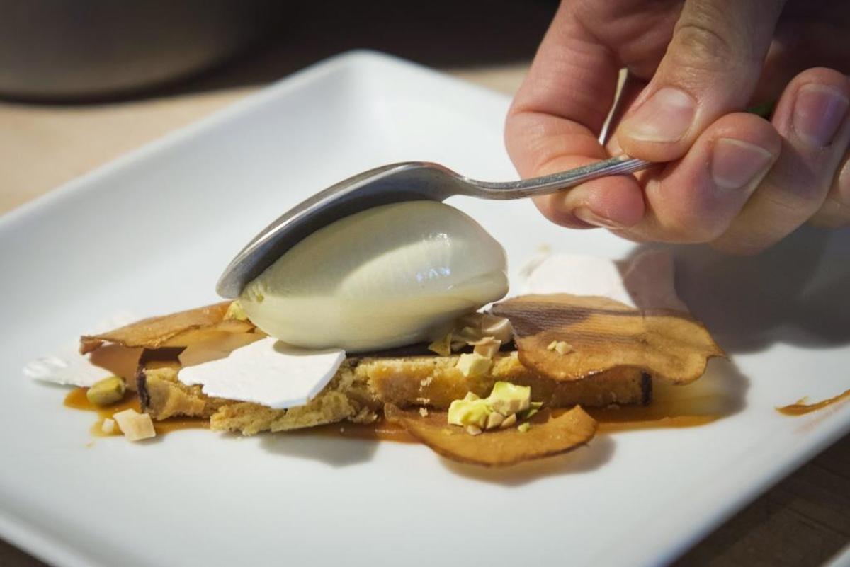 On the Hatesgiving menu: The Mondae is sunchoke ice cream, sunchoke chips, chocolate ganache, white chocolate malt mousse, malt meringue, toasted almonds and caramel. Hated ingredients include food trends (sundaes) and malt powder. Bonus: Sunchokes tend to make folks gassy. Also, co-owner Remi McManus can’t stand diagonal plating.