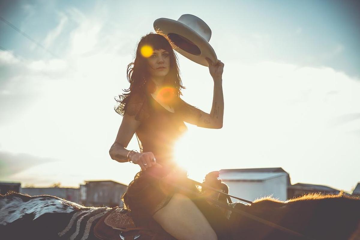 Country singer Nikki Lane will perform June 1, 2018, at a Paso Robles kick-off concert for the Firestone Walker Invitational Beer Fest.