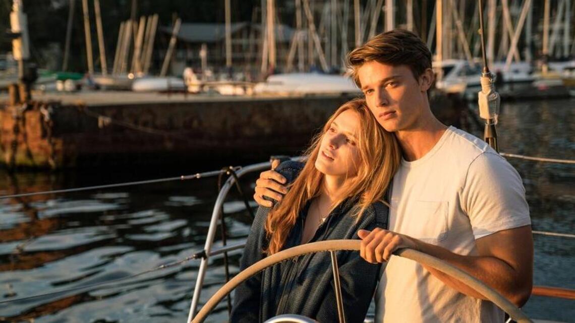 No spark in sick teen romance ‘Midnight Sun’