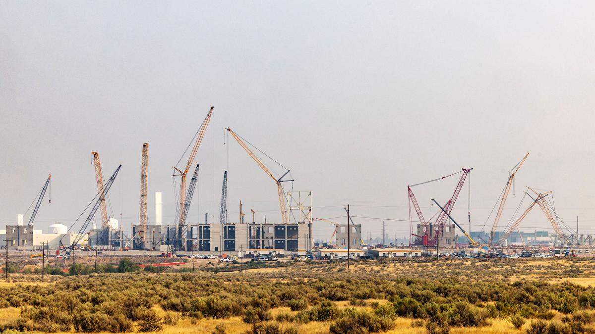 Construction continues in Bosie on Micron’s new $25 billion plant with a symphony of cranes that, when completed, is estimated to provide 2,000 direct and 15,000 indirect jobs in Boise and surrounding communities.