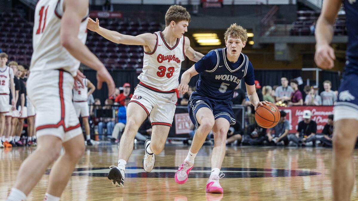 Lake City junior Jordan Carlson, right, was voted the 6A All-Idaho Player of the Year by the state’s coaches. 