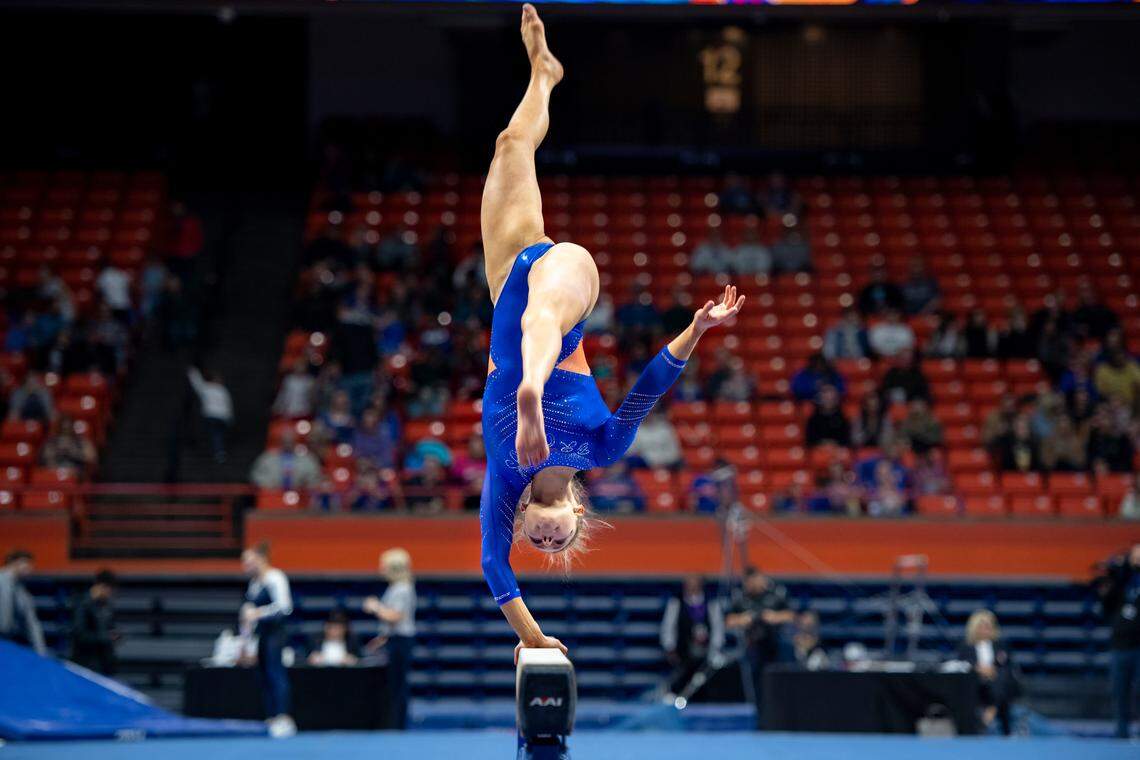 Gymnastics vs. University of Washington and Utah State, Brooke Sutton Photo