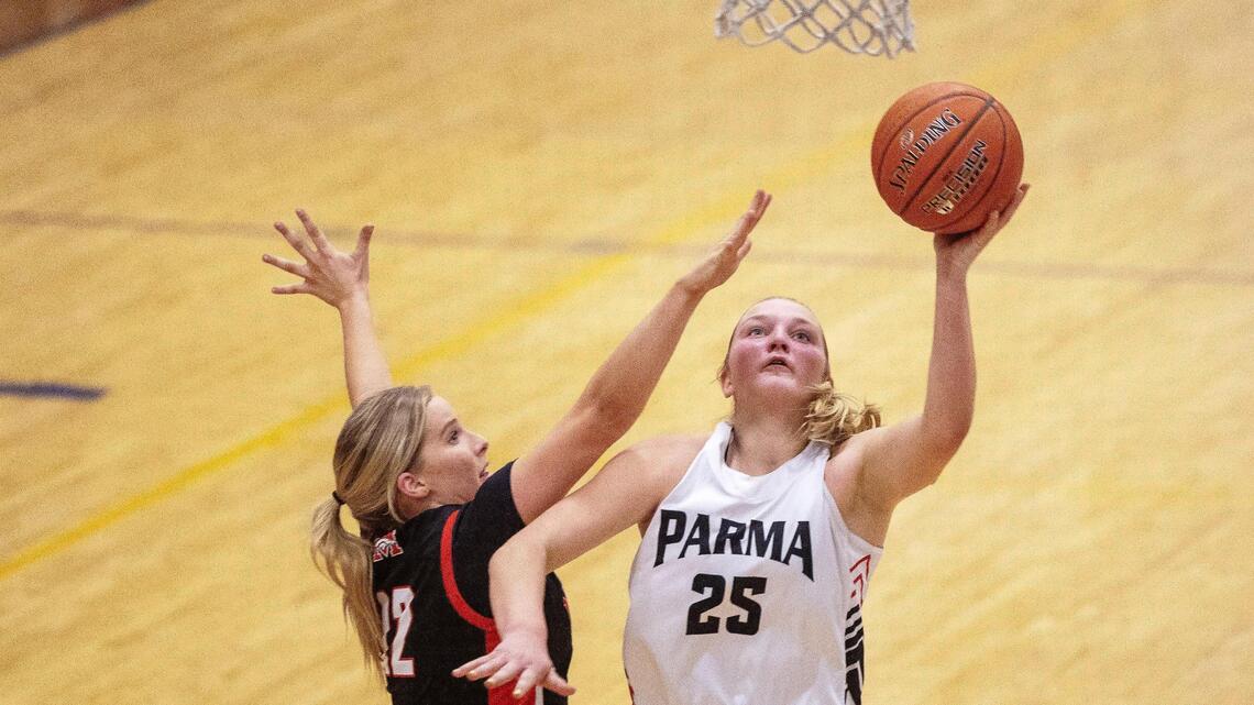 Prep basketball recap: Parma cruises to district title. Borah, Owyhee clinch state berths