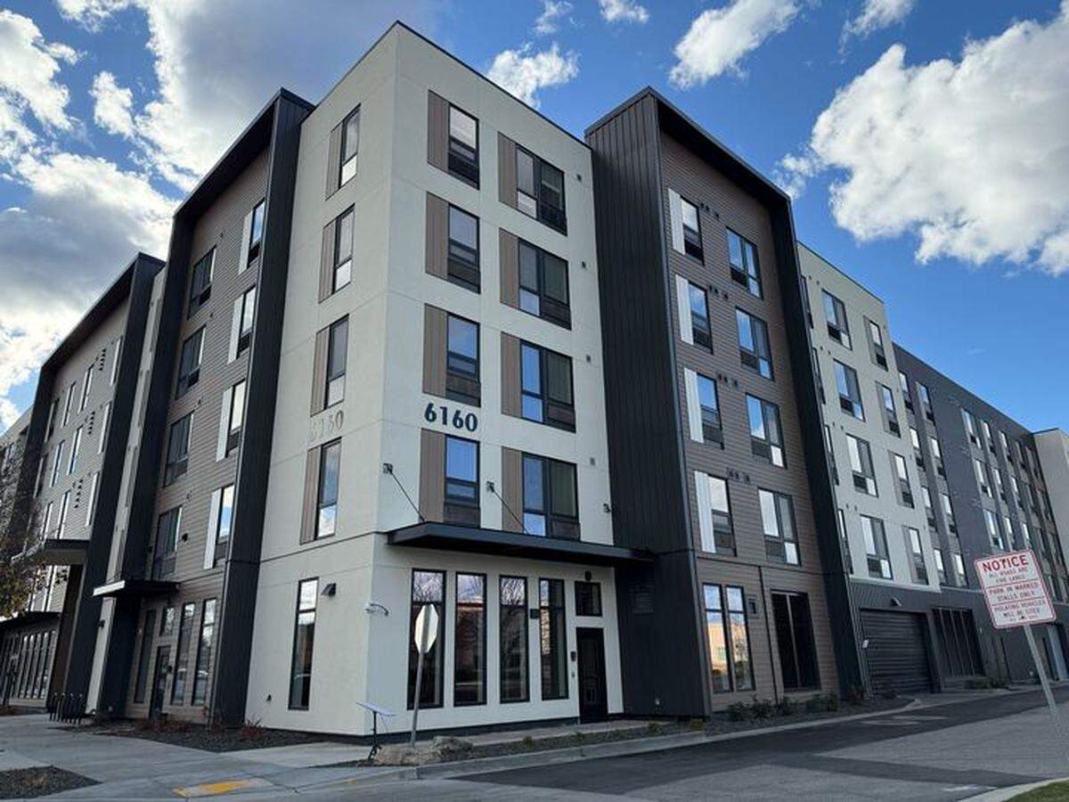 The 191-unit Denton Street complex sits between Saint Alphonsus Regional Medical Center and Liberty Park. Public transit is accessible along W. Emerald Street. 