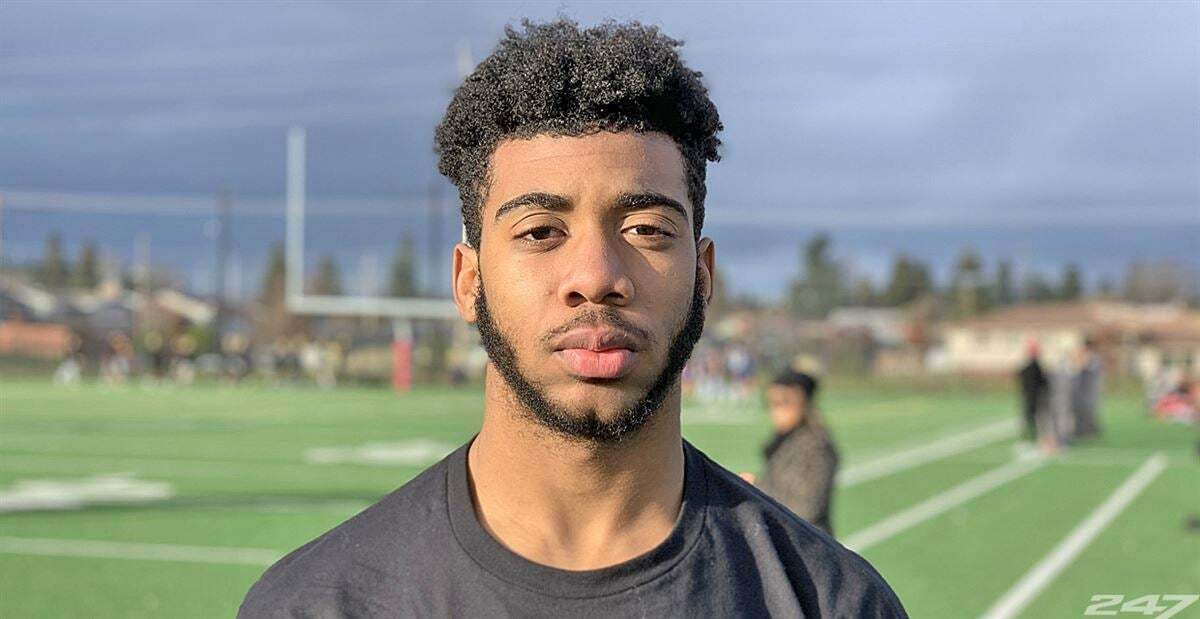Linebacker DJ Fryar announced Saturday that he has verbally committed to Boise State. He is the third known commitment in the Broncos’ 2021 class.