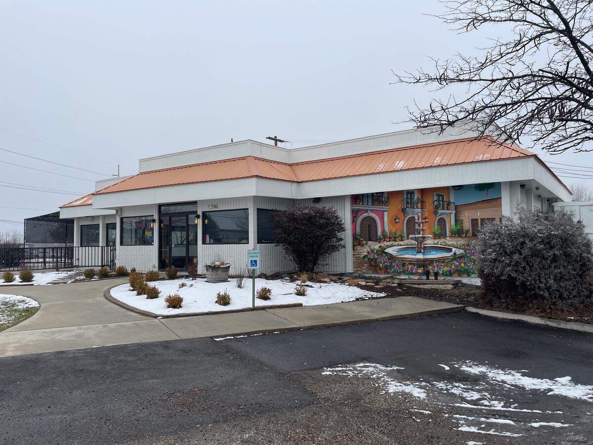 Pueblo Lindo Mexican restaurant is serving food in a building that many Eagle residents remember as Buster’s.
