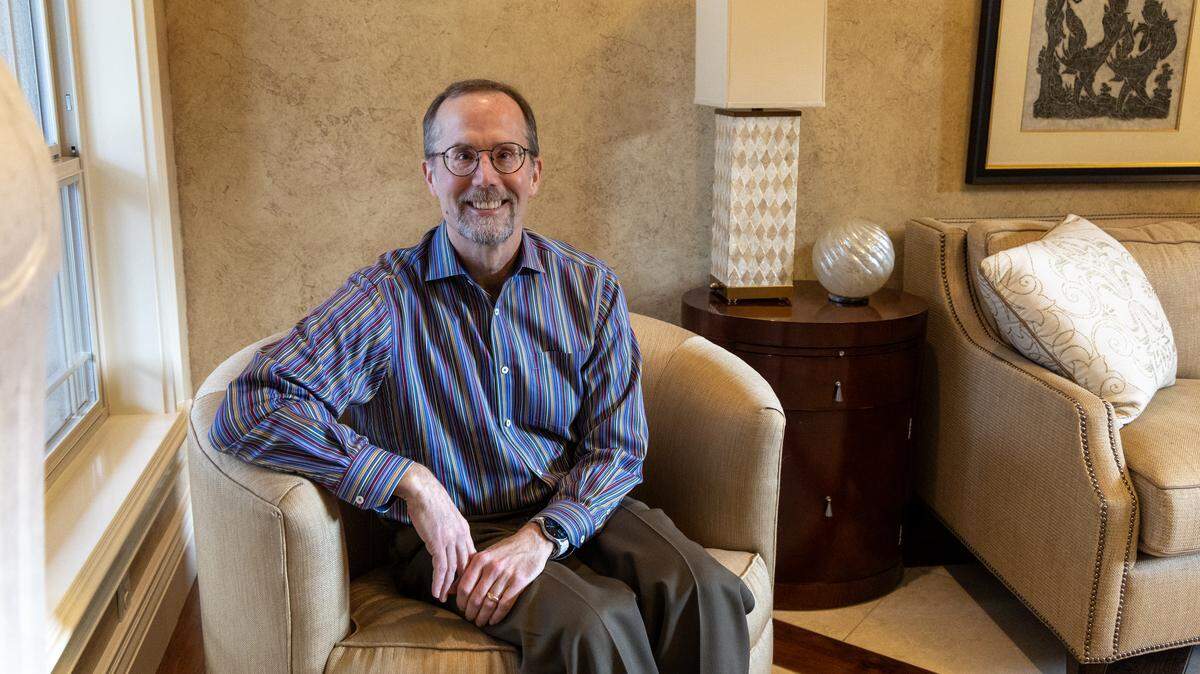 Dr. Stuart Clive is donating a year’s salary to the Cure Blindness Project, and the people of Ghana in West Africa will be big beneficiaries. 