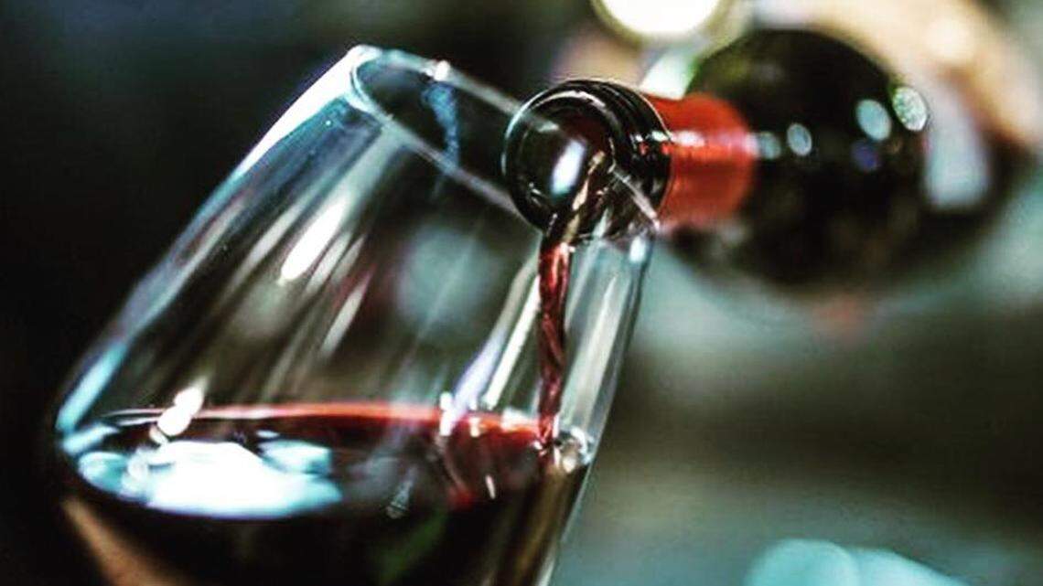 2 airlines now fly wine for free from Boise airport. How to check your bottles