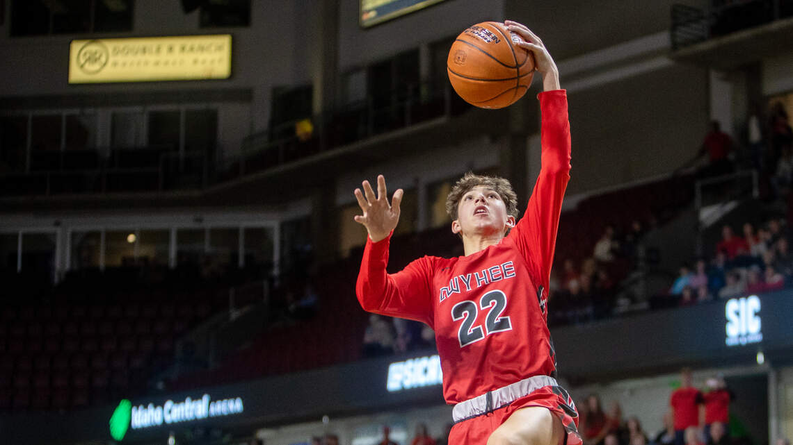A new No. 1 sits atop the Idaho boys basketball rankings 
