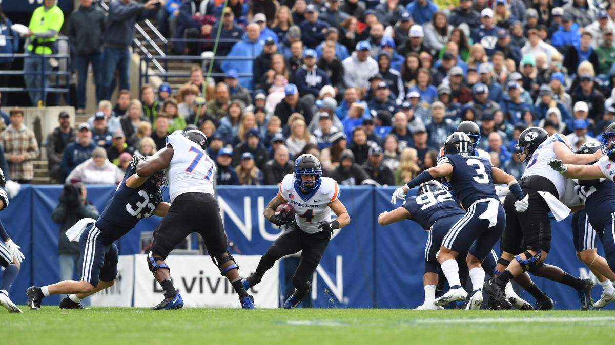 Instant analysis: Resurgent running game, resilient defense lead Boise State past BYU