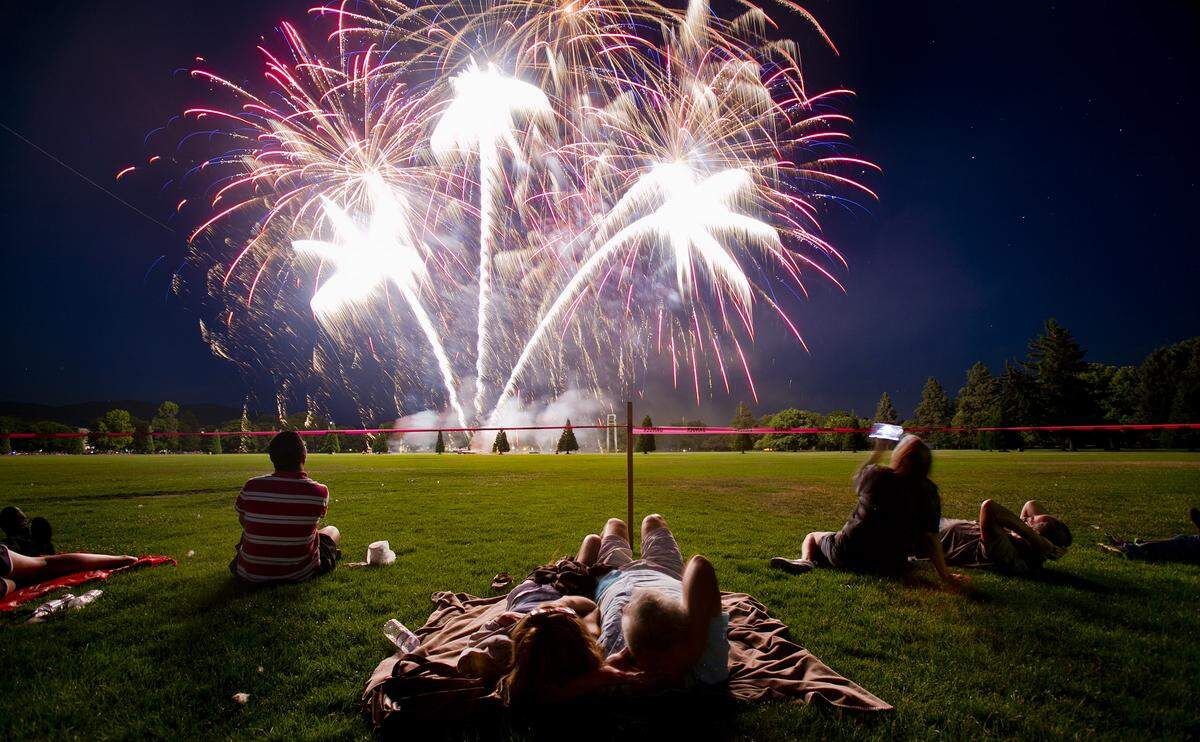 A science lesson explains the magic behind the annual fireworks show at Ann Morrison Park.
