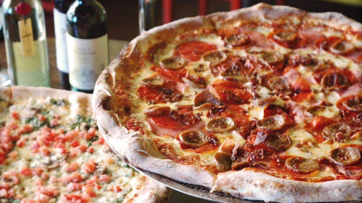 The Lulu’s on Bogus Basin Road is still serving up pies, but the expansion to Southeast Boise didn’t work out.