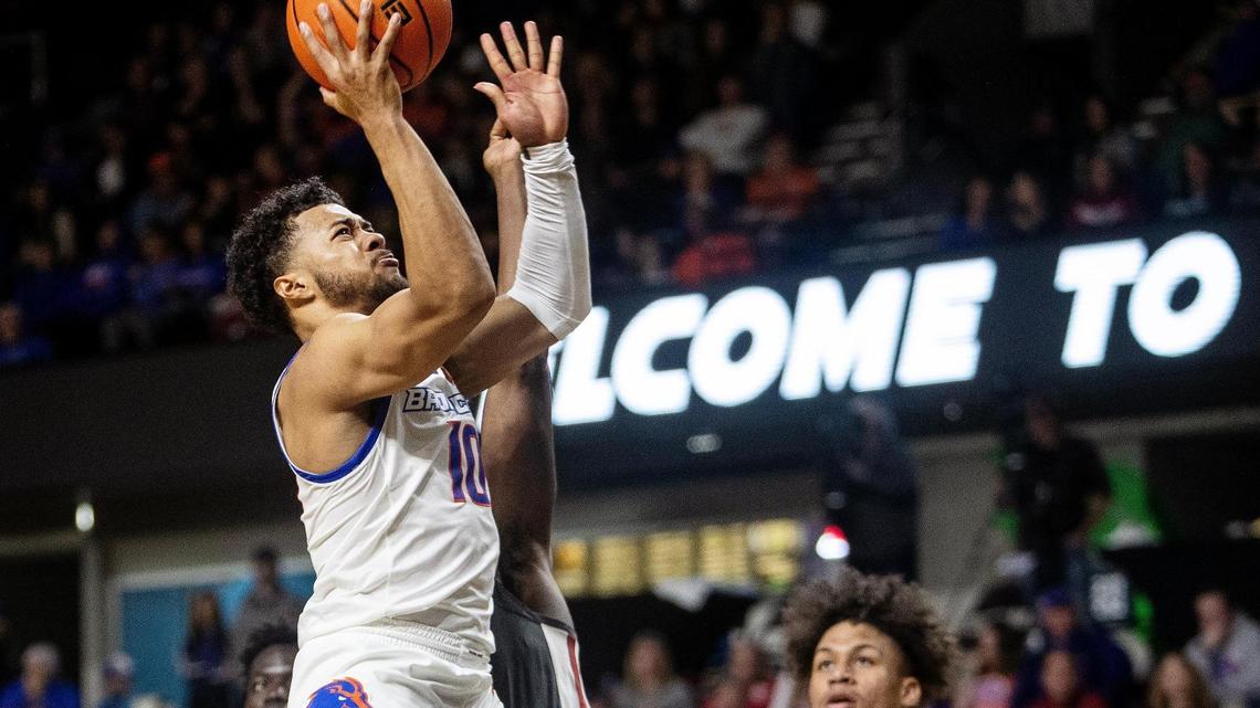 Marcus Shaver Jr., seen here attacking against Washington State, returned to Boise State’s lineup Wednesday night in the Mountain West opener at Nevada, but the Broncos suffered a two-point loss.