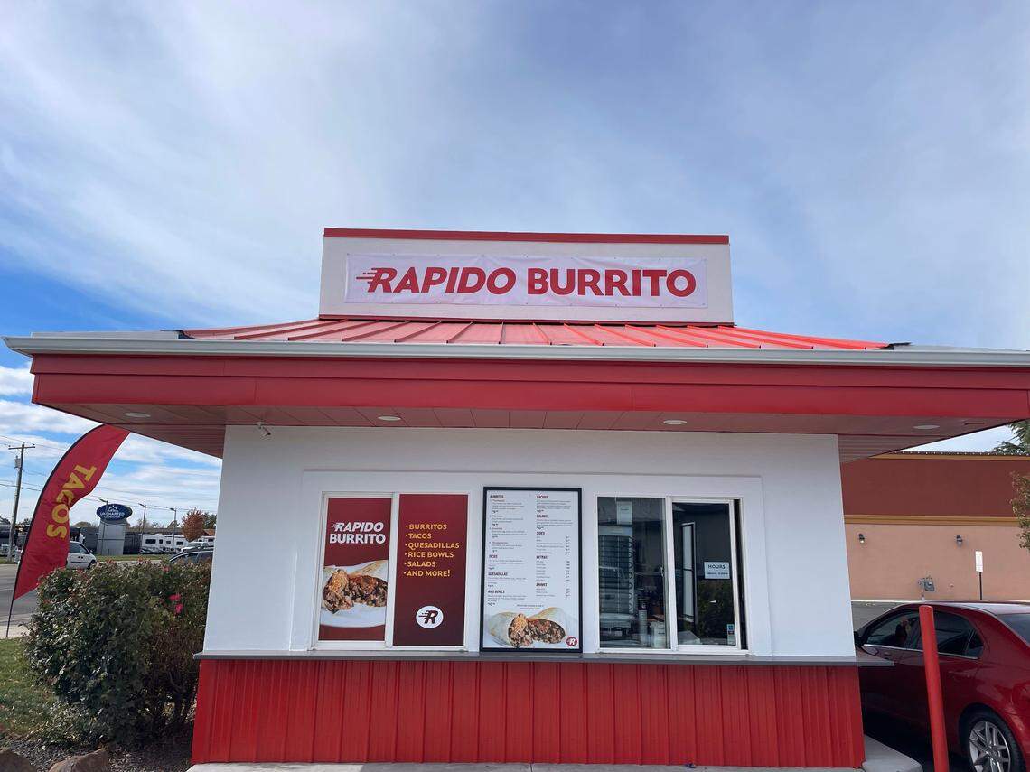 Rapido Burrito took over a couple of former Gyro Shacks.