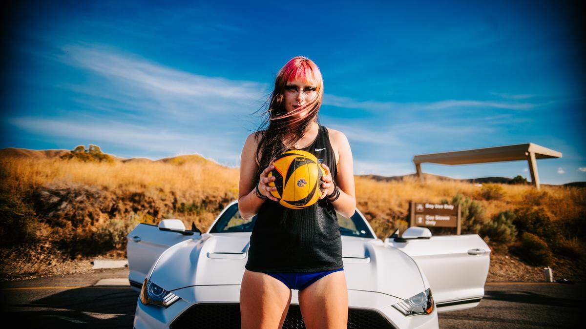 Boise State sophomore Nora Hayd went viral after a college sports account tweeted about her as the “Boise State goth beach volleyball” player. She’s making the most of the fame for her and the team.