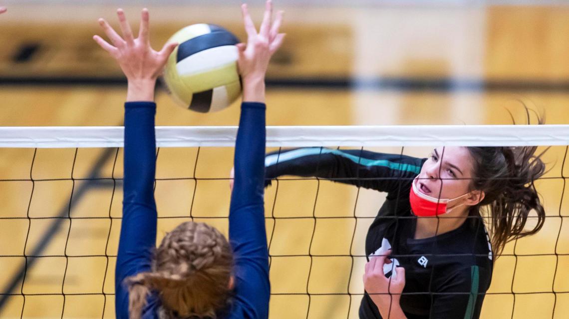 Eagle’s Tara Murphy fires a shot into the Skyview defense during last year’s 5A District Three championship match.