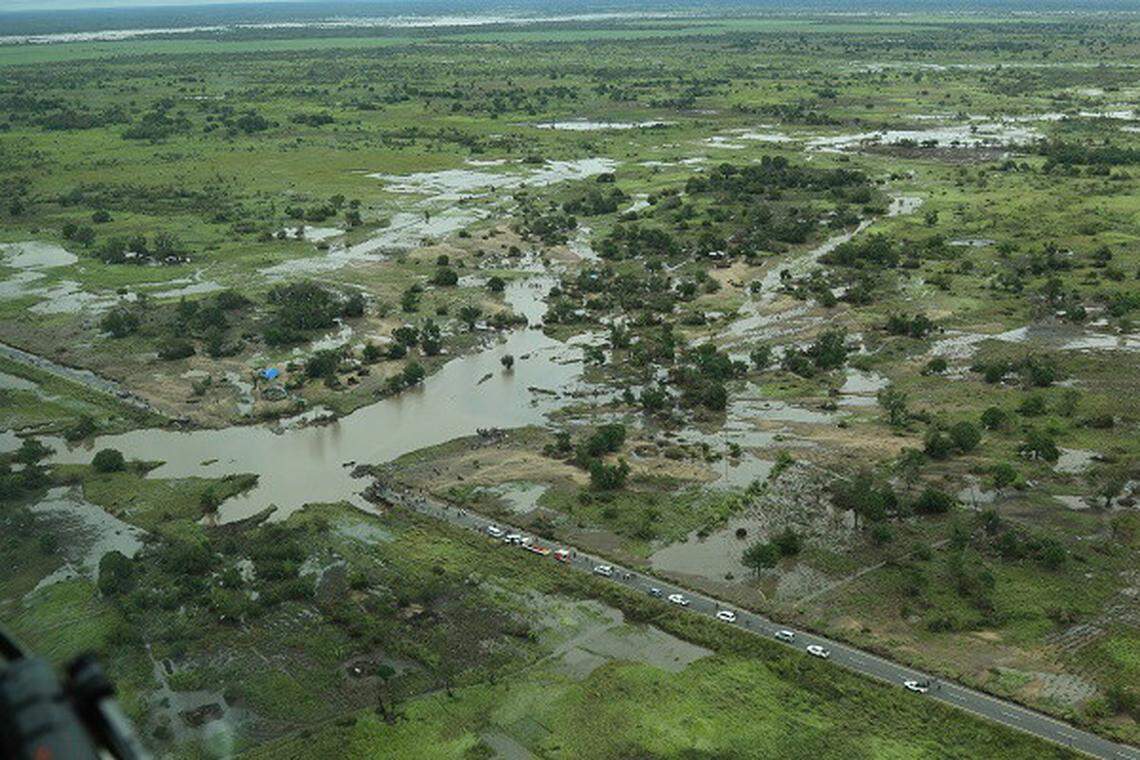 Mission Aviation Fellowship's flight surveys revealed damage to the EN6 roadway, a major highway between Beira and Chimoio. Entire sections were washed out by flood water.