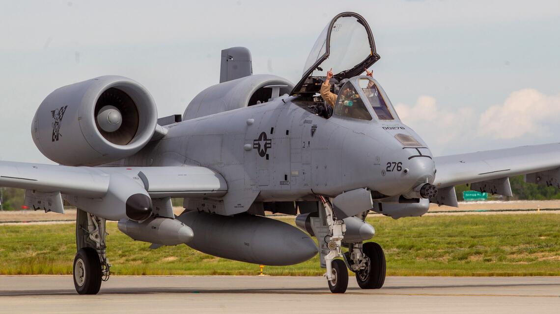 A-10 Thunderbolt II airplanes leave Boise’s Gowen Field en route to Middle East