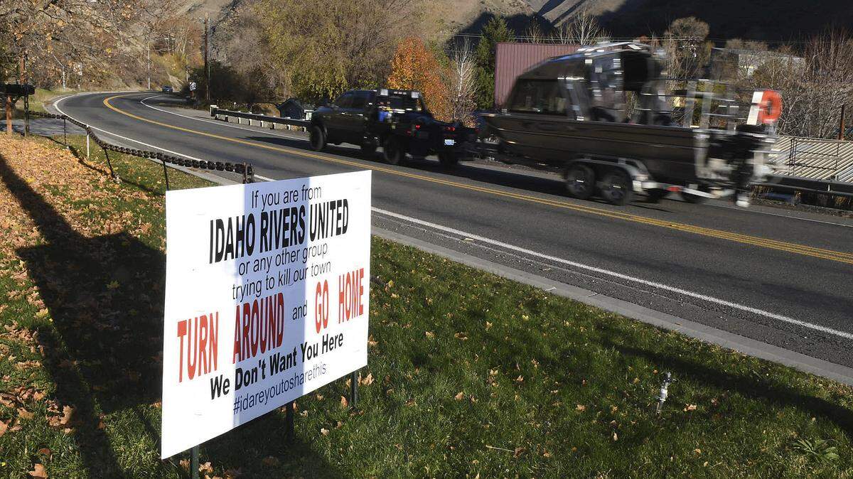 A sign on the south entrance to Riggins sends a stern message to those working to close steelhead fishing that they are not welcome in the town.
