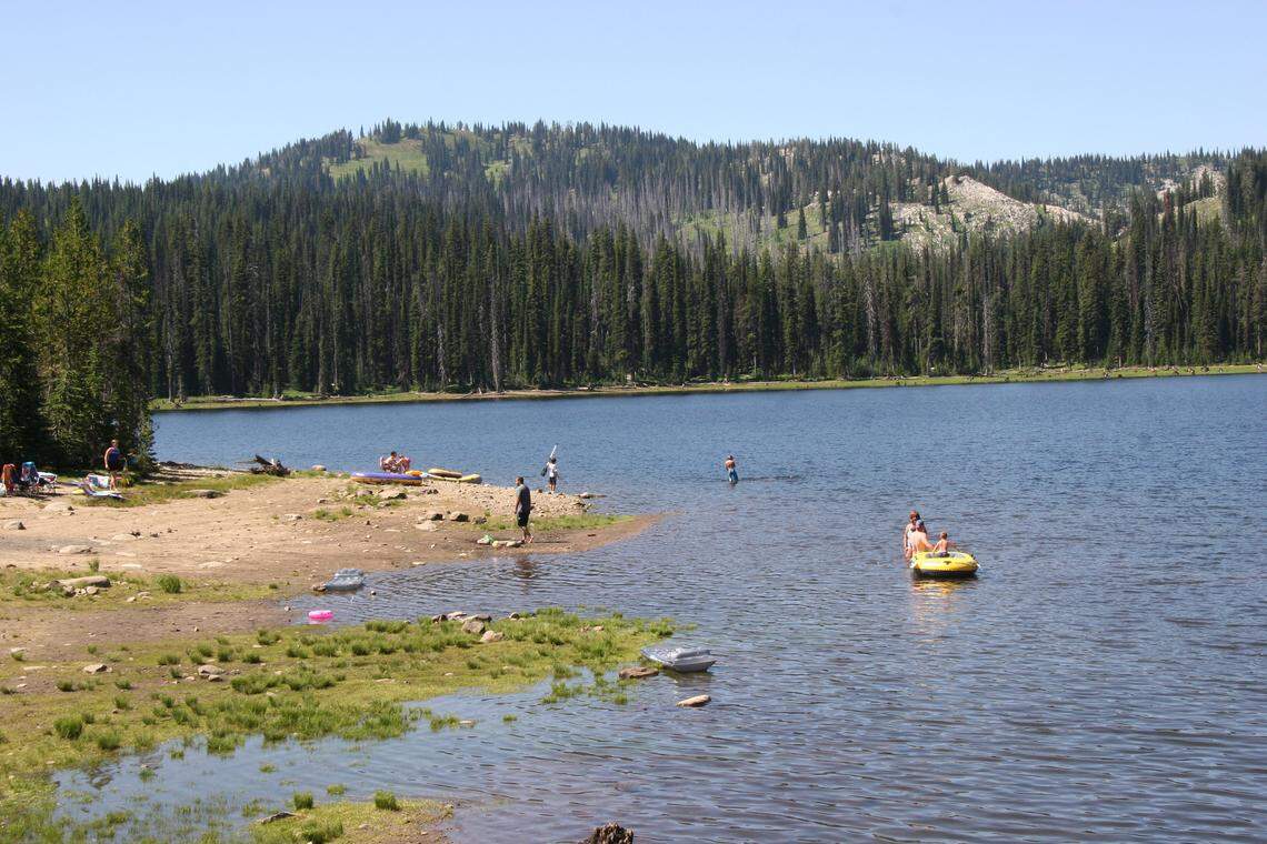 Goose Lake.JPG