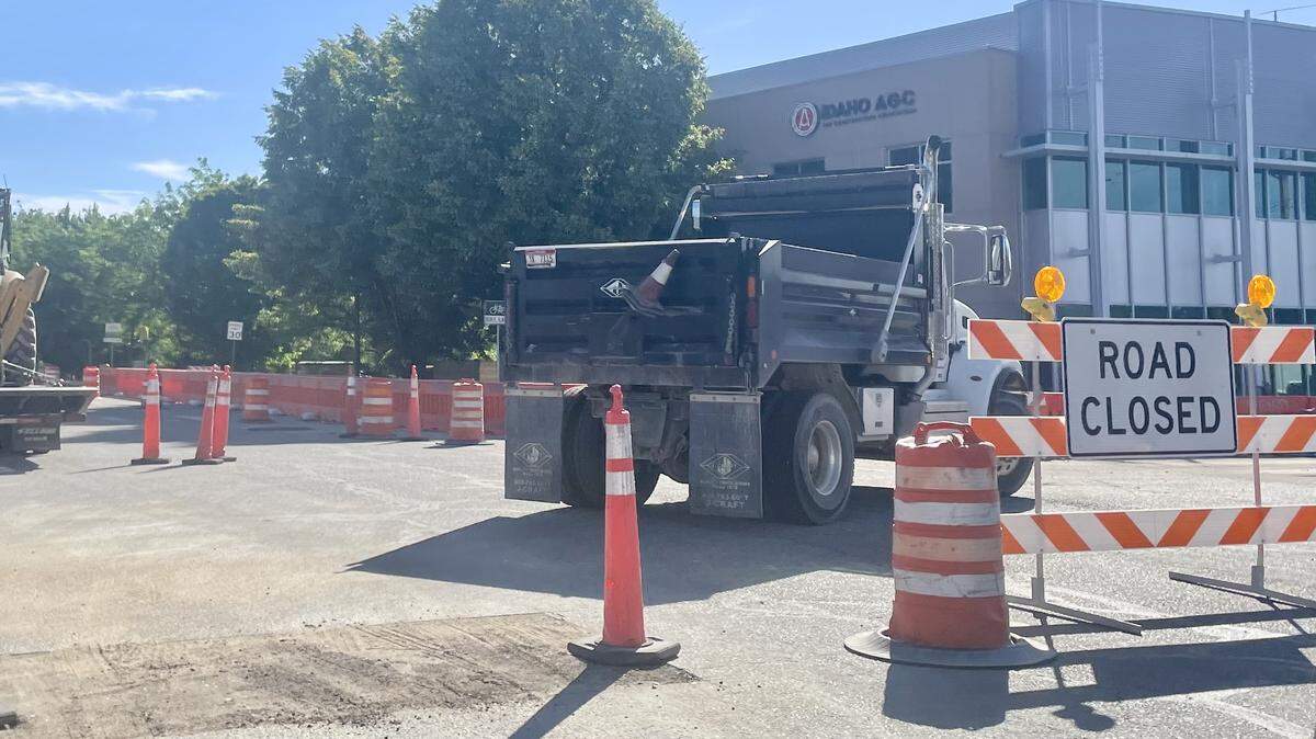 At around 5 p.m. Monday, the Boise Police Department announced that Americana Boulevard between Shoreline Drive and Americana Terrace would be closed in both directions after a construction crew hit a gas line.