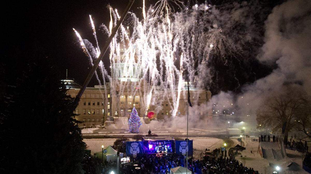 Ring in 2019 with the Idaho Potato Drop in front of the Capitol.