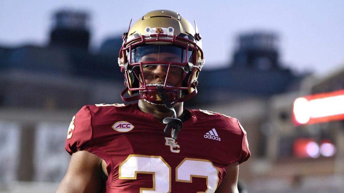 Former Boston College pass rusher Kivon “Cheese” Wright announced on Tuesday that he is transferring to Boise State.
