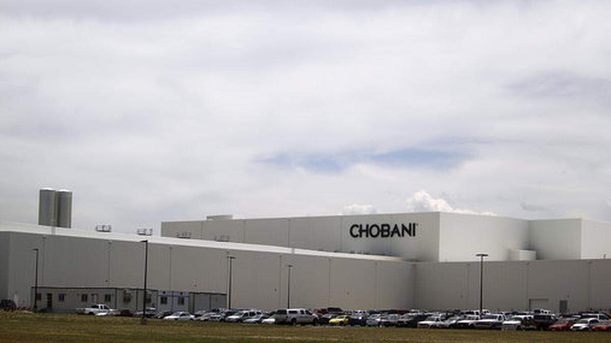 Chobani, which operates a plan in Twin Falls, plans to raise its minimum wage for its 1,000 Idaho employees.