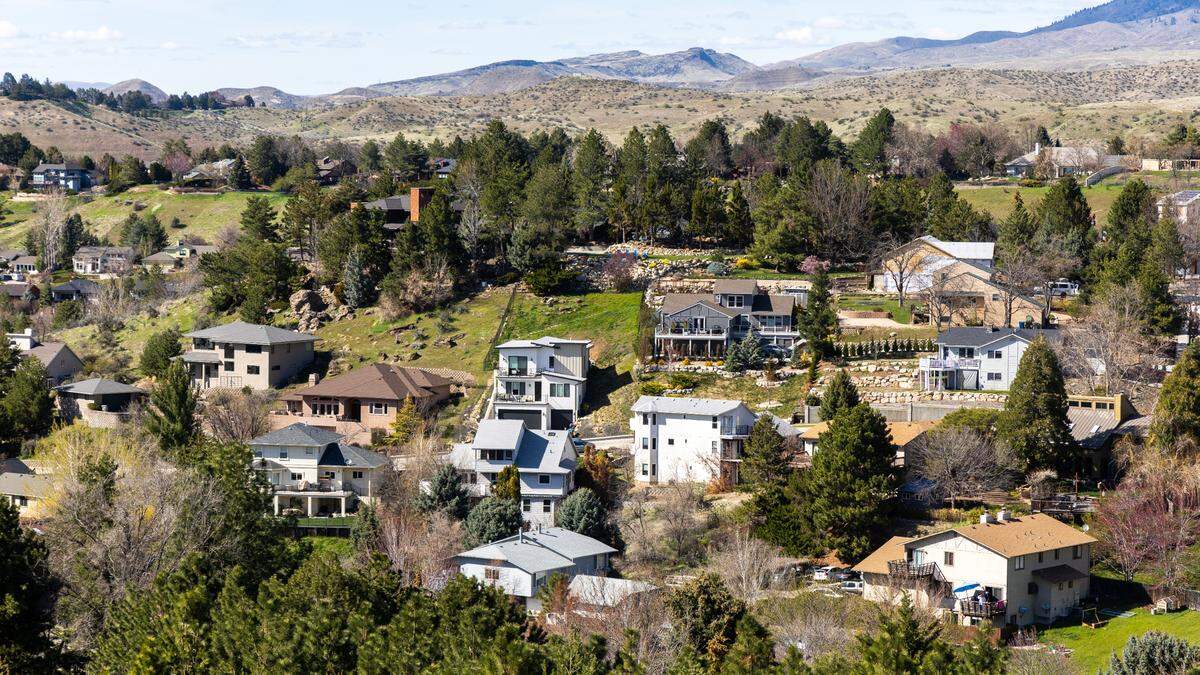 Houses in the Boise foothills to the northeast of downtown.