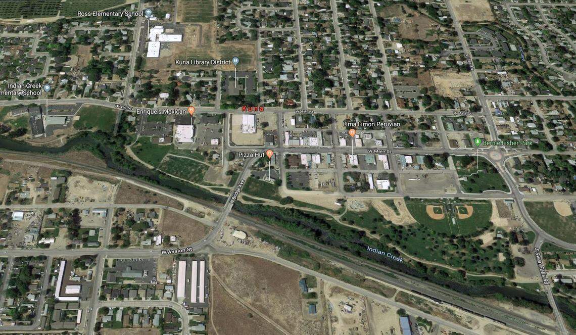 Central Kuna, with Indian Creek and the Union Pacific Railroad tracks in the foreground.