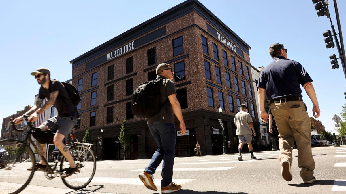 Located in Boise’s BoDo District along Front and 8th streets, the Warehouse Food Hall provides a one-stop, indoor location for people who can’t decide on dinner plans.