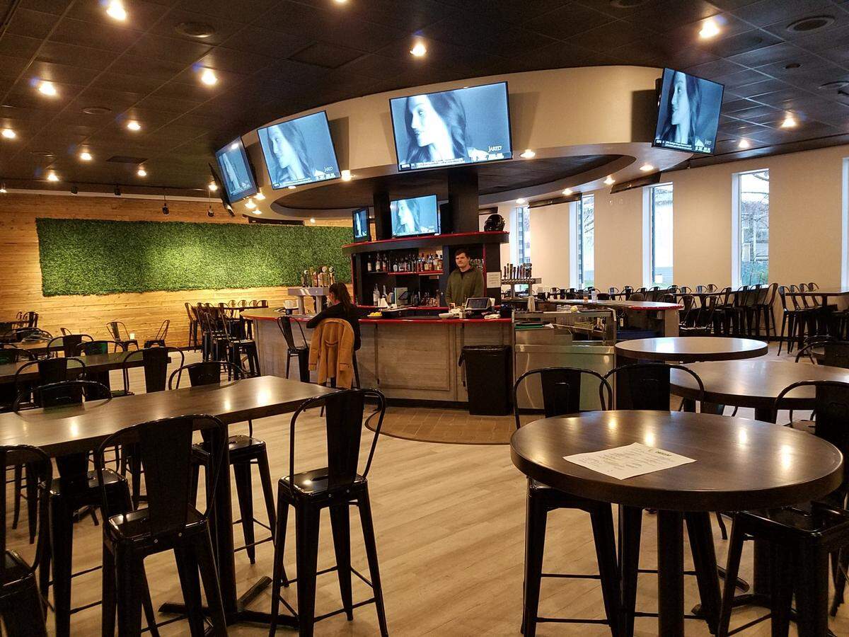 Decor is still being added to Crescent Public House, but it’s now open on Franklin Street in Boise.