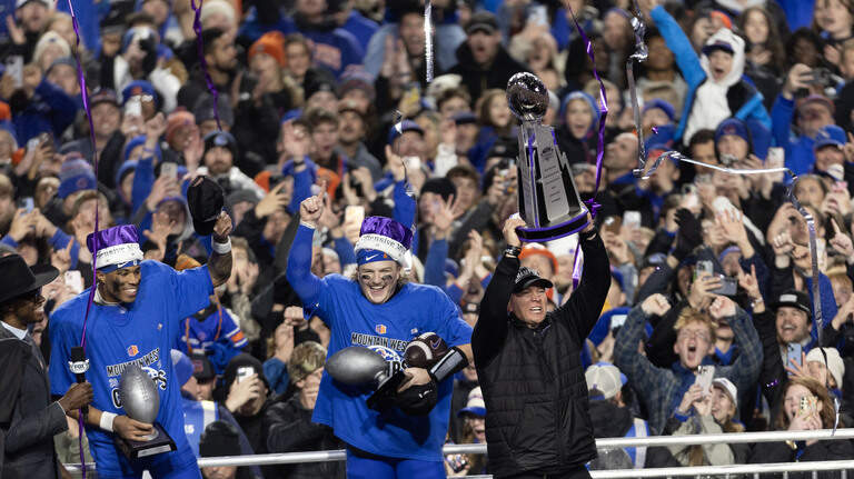 PHOTOS: Boise State Mountain West Champions—again